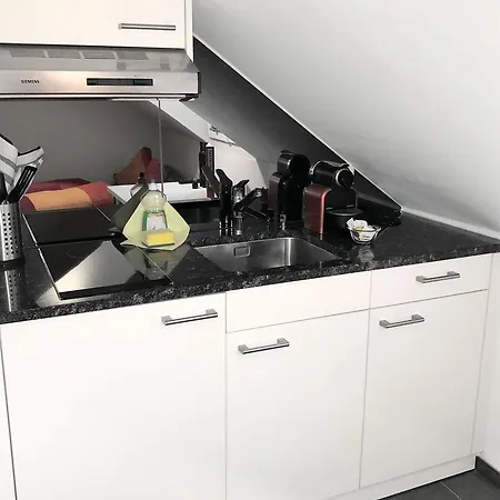Hitrental Station Апартаменты Люцерн